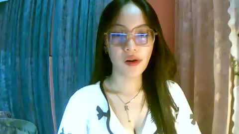 Freya online show from 10.19.25