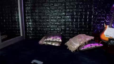 Snapshot of calliope_dark chatting on 01.04.25 calliope_dark online show from 01.04.25