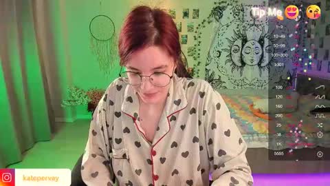 Snapshot of callmekatesmit chatting on 02.18.25 kate online show from 02.18.25