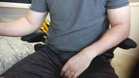 callmeroger33 online show from 04.22.26