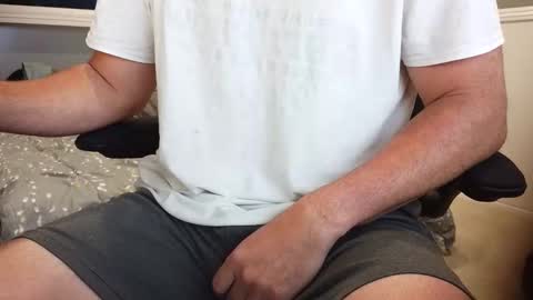 callmeroger33 online show from 04.28.26