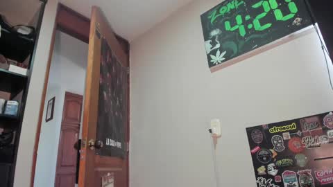 Emma online show from 12.19.24