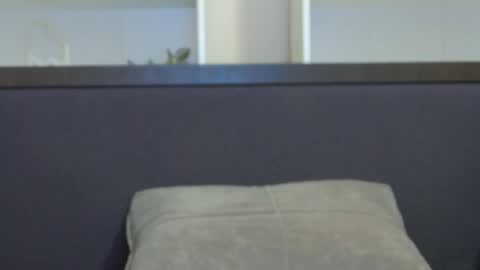 Calvin online show from 01.05.25