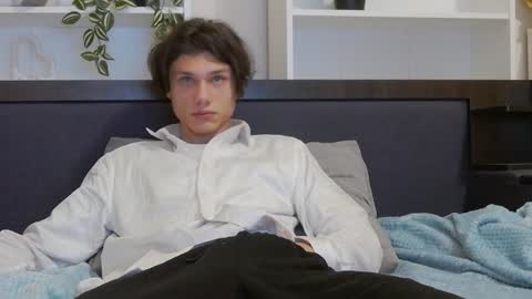 Calvin online show from 01.12.25