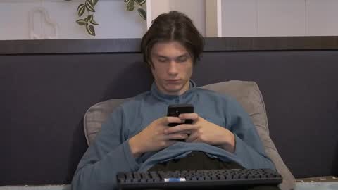 Calvin online show from 01.12.25