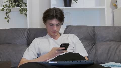 Calvin online show from 02.02.25