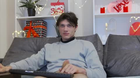 Calvin online show from 02.06.25