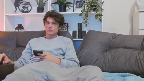 Calvin online show from 03.04.25