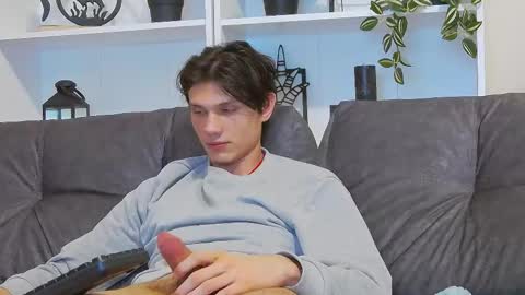 Calvin online show from 03.05.25