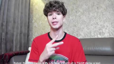 Hey I am Calvin  online show from 09.16.25