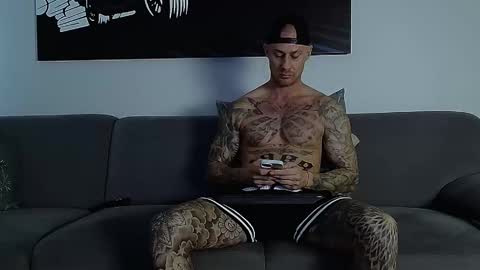 Calvin  online show from 10.01.25