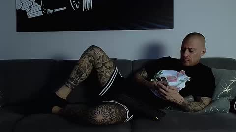 Calvin  online show from 10.02.25