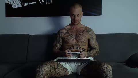 Calvin  online show from 10.17.25