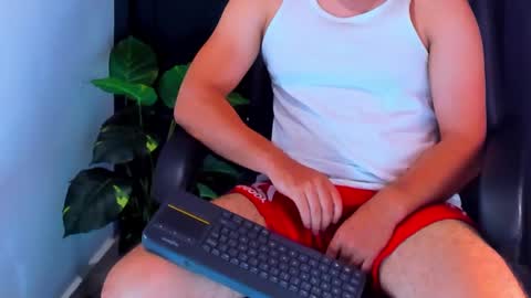 camara110 online show from 12.06.24