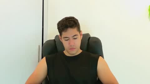 camara110 online show from 11.02.25