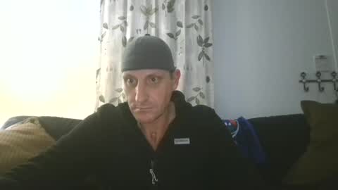 Chillaxin lets talk  online show from 02.11.25