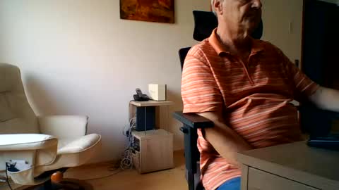 camcologne online show from 07.17.26