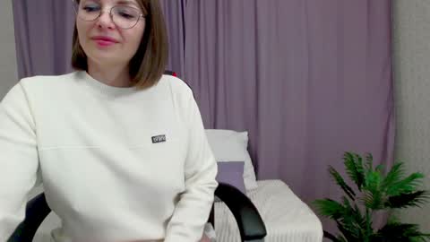 camelia_lillie online show from 01.08.25