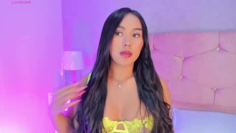 Camelia Smith online show from 09.25.25