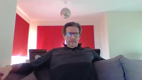 Snapshot of cameraaa chatting on 09.28.25 cameraaa online show from 09.28.25