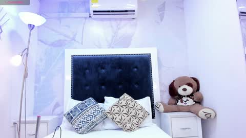 Snapshot of cameron_cutee chatting on 01.27.25 Cameron Cutee online show from 01.27.25