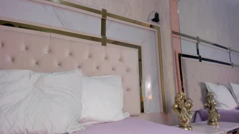 cameron_hearts online show from 12.22.25