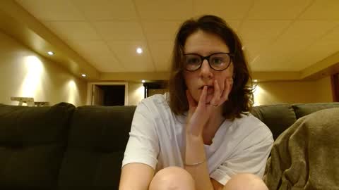 Snapshot of camforfunmoment chatting on 03.06.25 camforfunmoment online show from 03.06.25