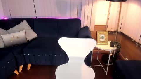 Snapshot of cami_cruzz chatting on 01.07.25 Camila cruz online show from 01.07.25