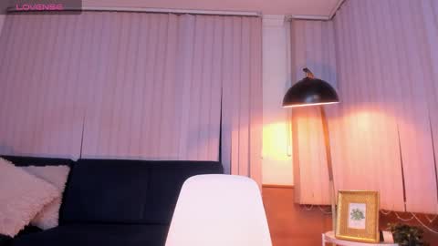 Snapshot of cami_cruzz chatting on 02.01.25 Camila cruz online show from 02.01.25