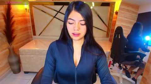 Cami  online show from 10.12.25
