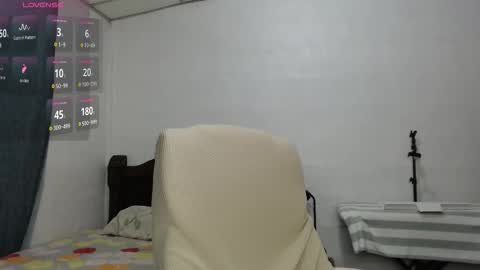 Camila Valbuena online show from 02.03.26