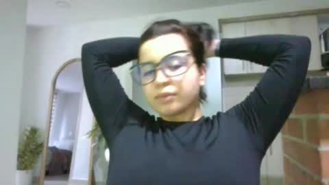 Snapshot of camidoll_10 chatting on 01.22.25 camila online show from 01.22.25