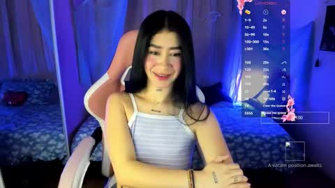 Snapshot of camiilaatorres chatting on 11.06.25 camila online show from 11.06.25