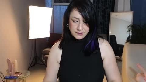 Camil online show from 12.30.24