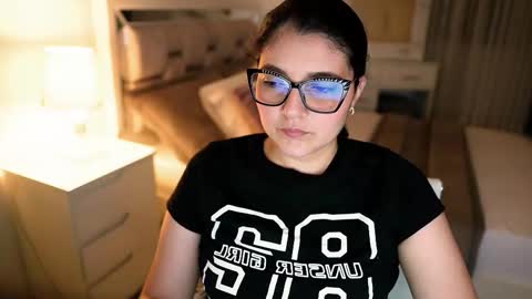 Snapshot of camila_buitrago chatting on 10.19.25 Camila buitrago online show from 10.19.25