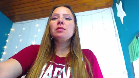 Snapshot of camila_delarosa chatting on 12.28.24 camila online show from 12.28.24