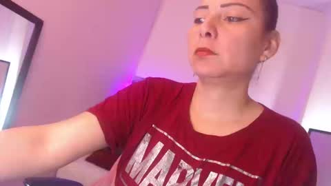 Snapshot of camila_delarosa chatting on 09.15.25 camila online show from 09.15.25
