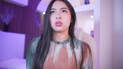 Camila online show from 04.06.26