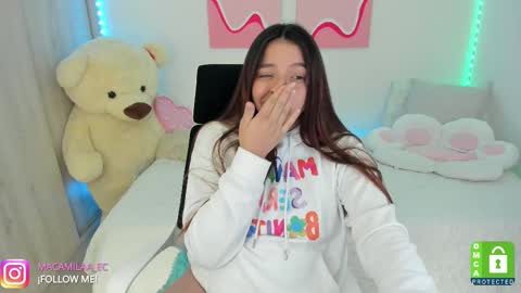  C A M I  online show from 03.12.25