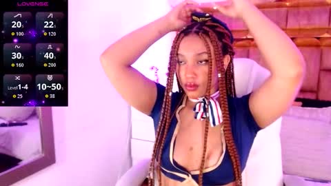 Camila Mishima online show from 10.17.25