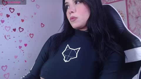 Snapshot of camila_pandora_ch chatting on 02.05.25 Cami online show from 02.05.25