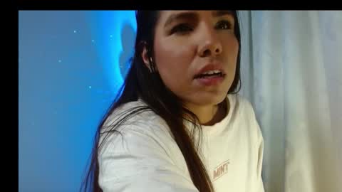 Camila velez online show from 09.17.25