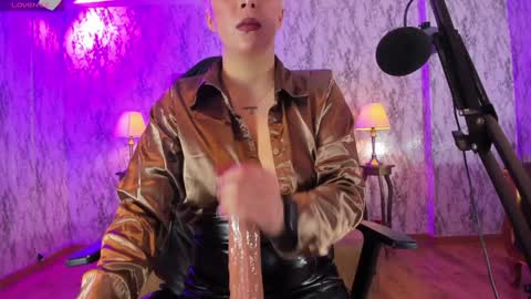    online show from 01.15.25