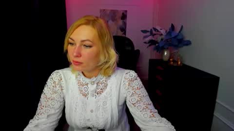 camilafatem online show from 09.08.25