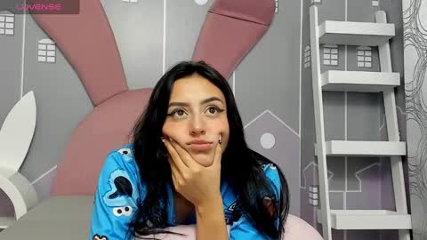 Snapshot of camilahunter__ chatting on 02.20.25 Camila  online show from 02.20.25