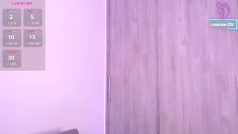 Camila Monroee  online show from 11.25.25