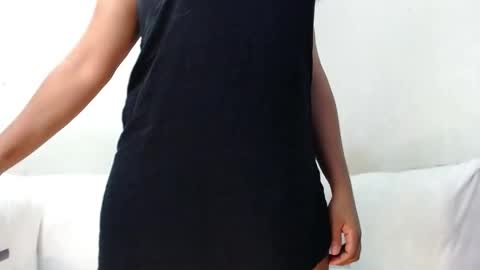 Snapshot of camilapaez1 chatting on 02.20.25 cami online show from 02.20.25