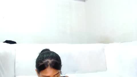 Snapshot of camilapaez1 chatting on 03.06.25 cami online show from 03.06.25