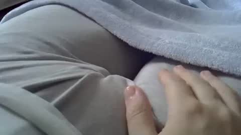 flash 50 tokens BIG CLIT  tits pussy. masturbation big clit 150 tokens fingers inside pussy 1000 tk  pump big clit 300 tk online show from 01.17.26