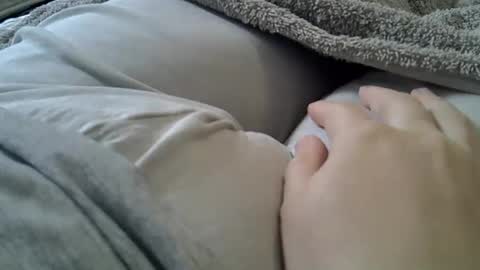 flash 50 tokens BIG CLIT  tits pussy. masturbation big clit 150 tokens fingers inside pussy 1000 tk  pump big clit 300 tk online show from 03.18.26